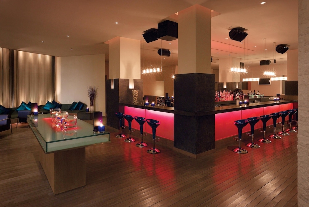 바(숙박 시설 내)