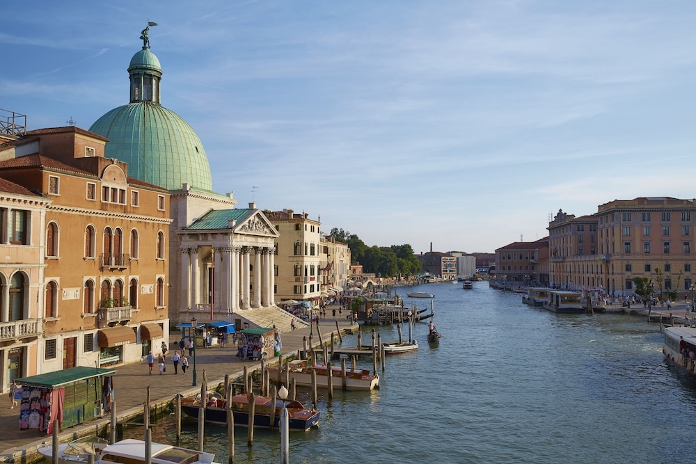 숙박 시설의 전망