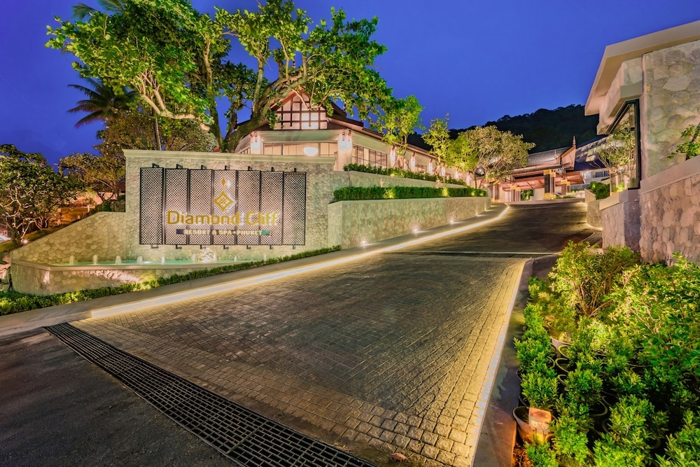 숙박 시설 입구