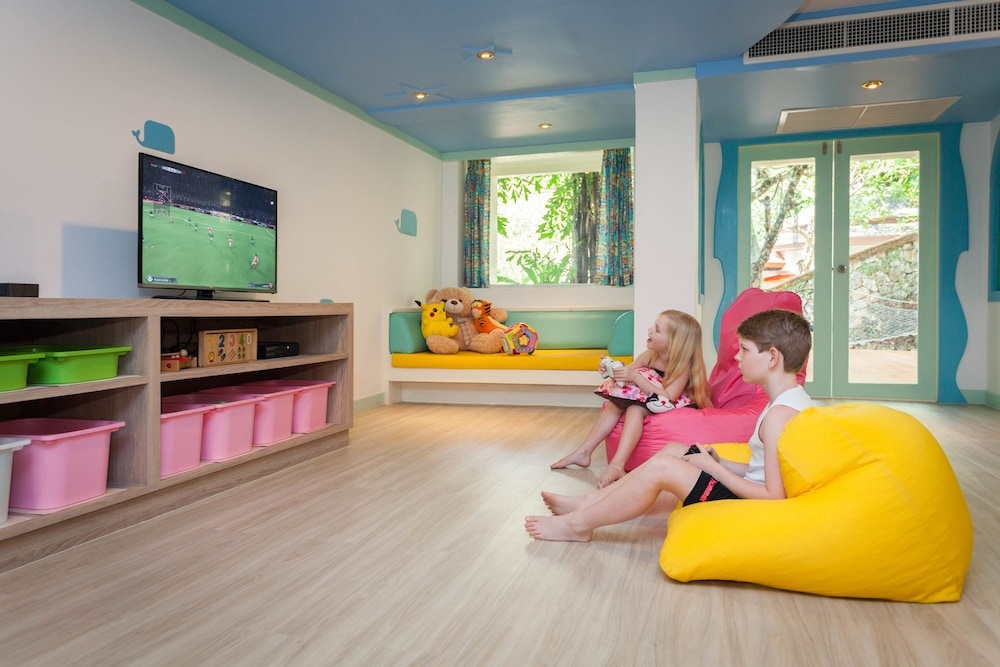 어린이 놀이 공간 - 실내