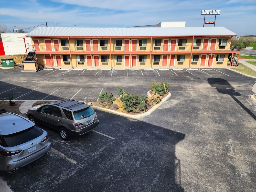 숙박 시설 정면