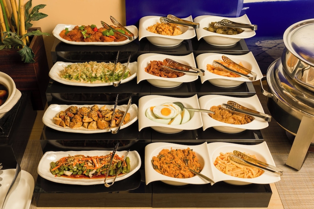 뷔페 아침 식사