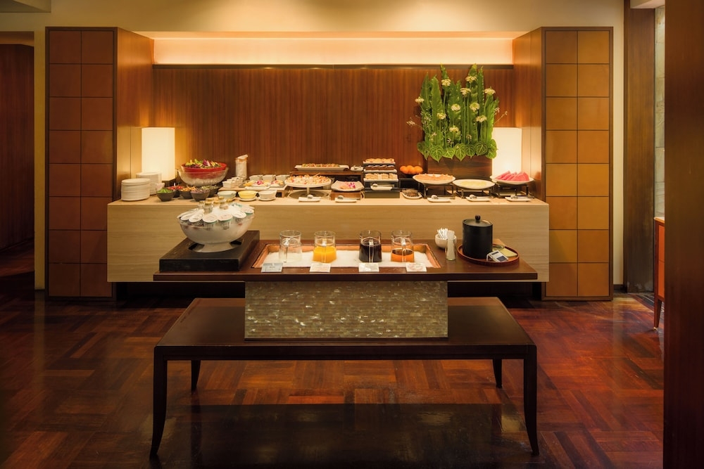 뷔페 아침 식사