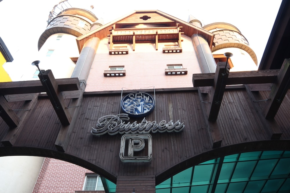 숙박 시설 정면