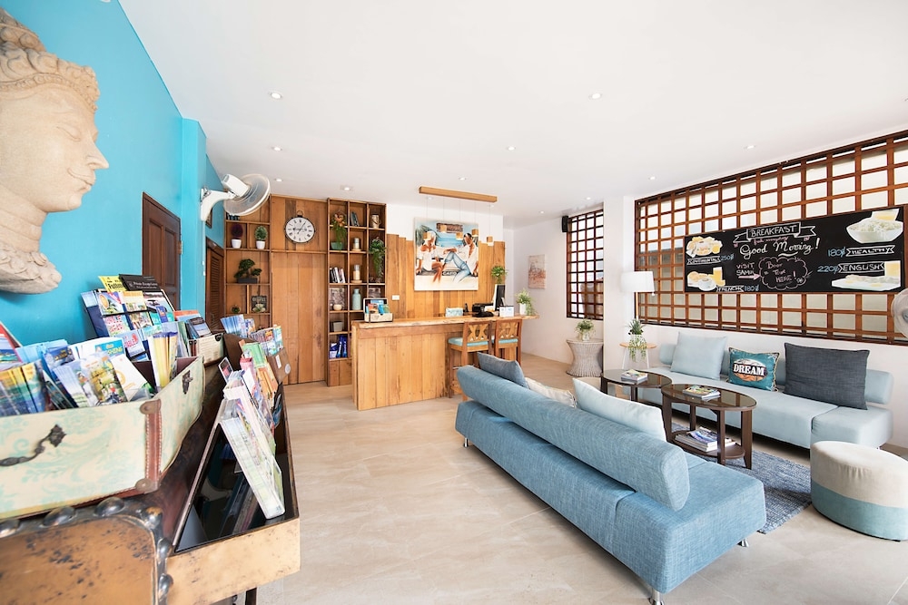 로비 좌석 공간