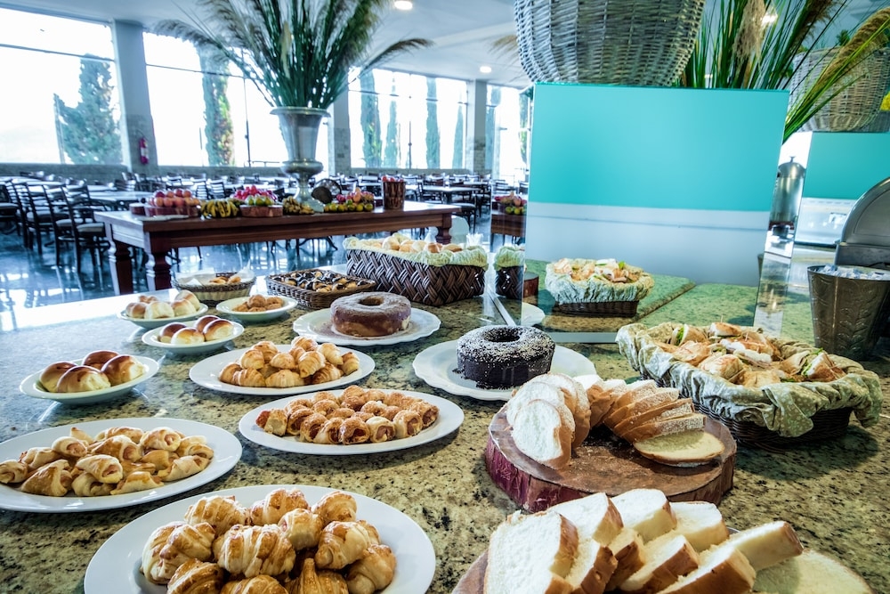 뷔페 아침 식사