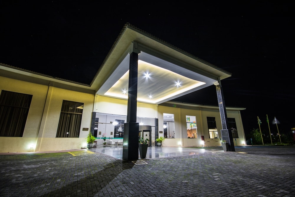 숙박 시설 입구