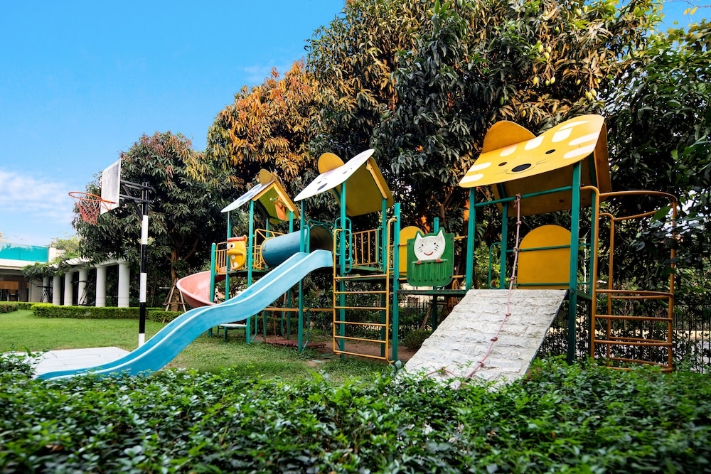 어린이 놀이 공간 - 야외