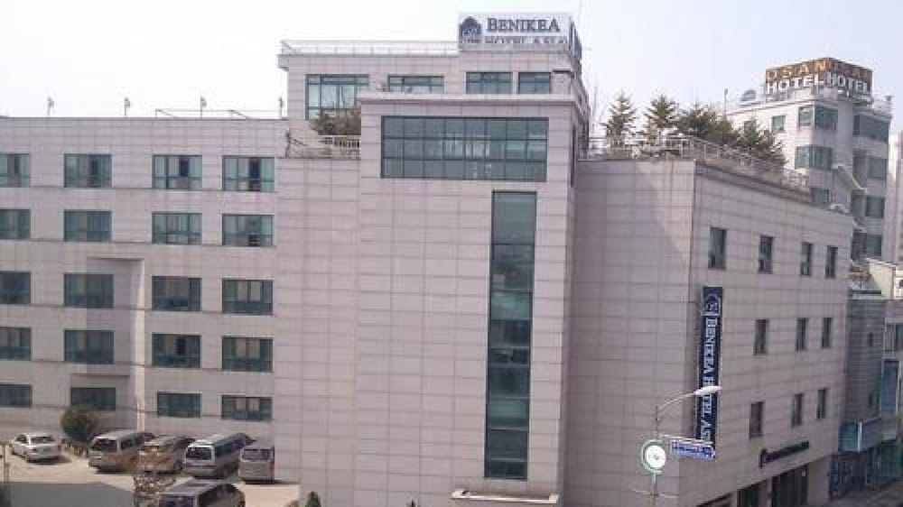 숙박 시설 정면