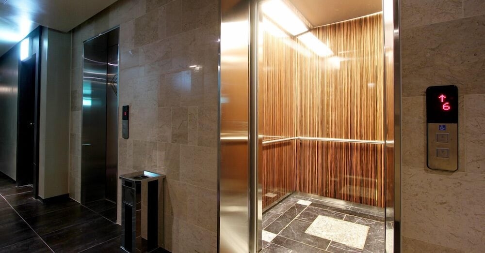 숙박 시설 내 편의 시설/서비스