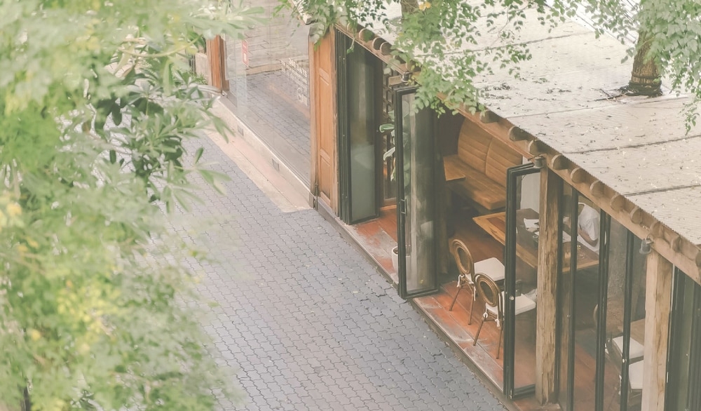 숙박 시설 구내