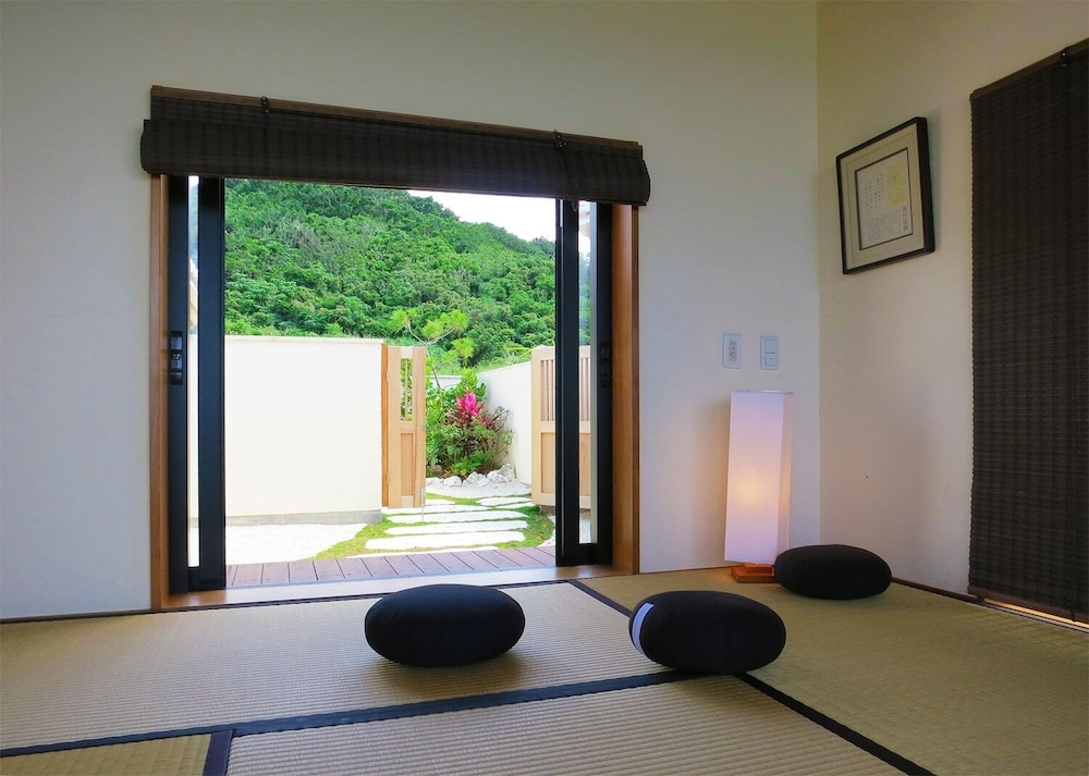 숙박 시설 내 편의 시설/서비스