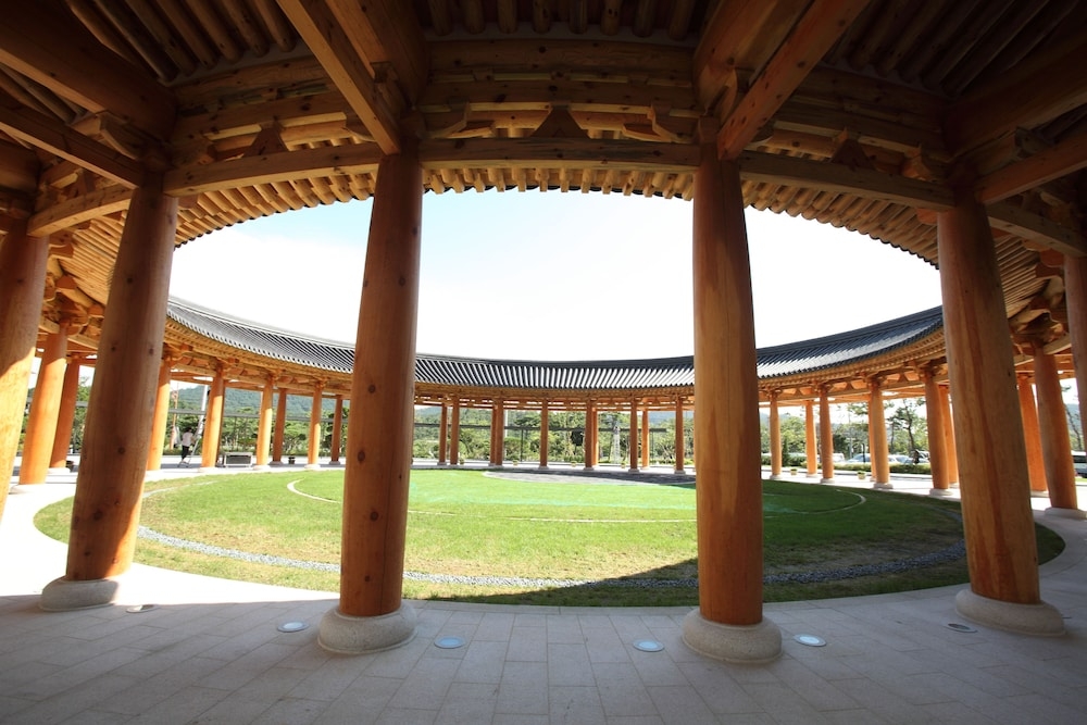 숙박 시설 정면