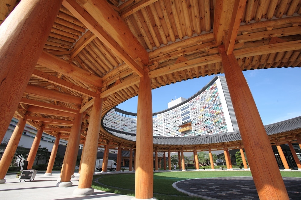 숙박 시설 정면