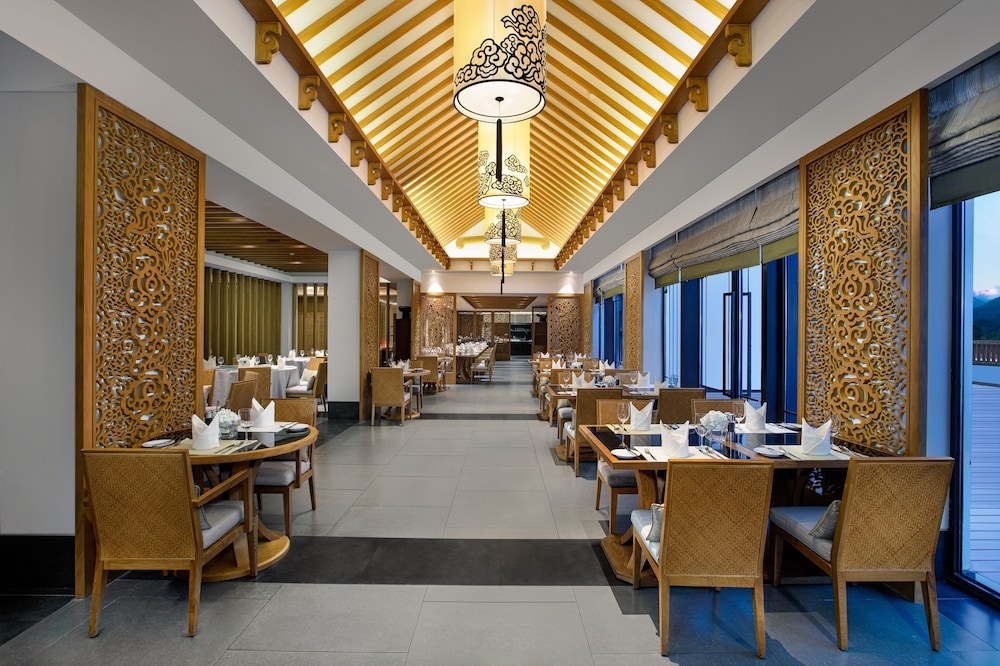 뷔페 아침 식사