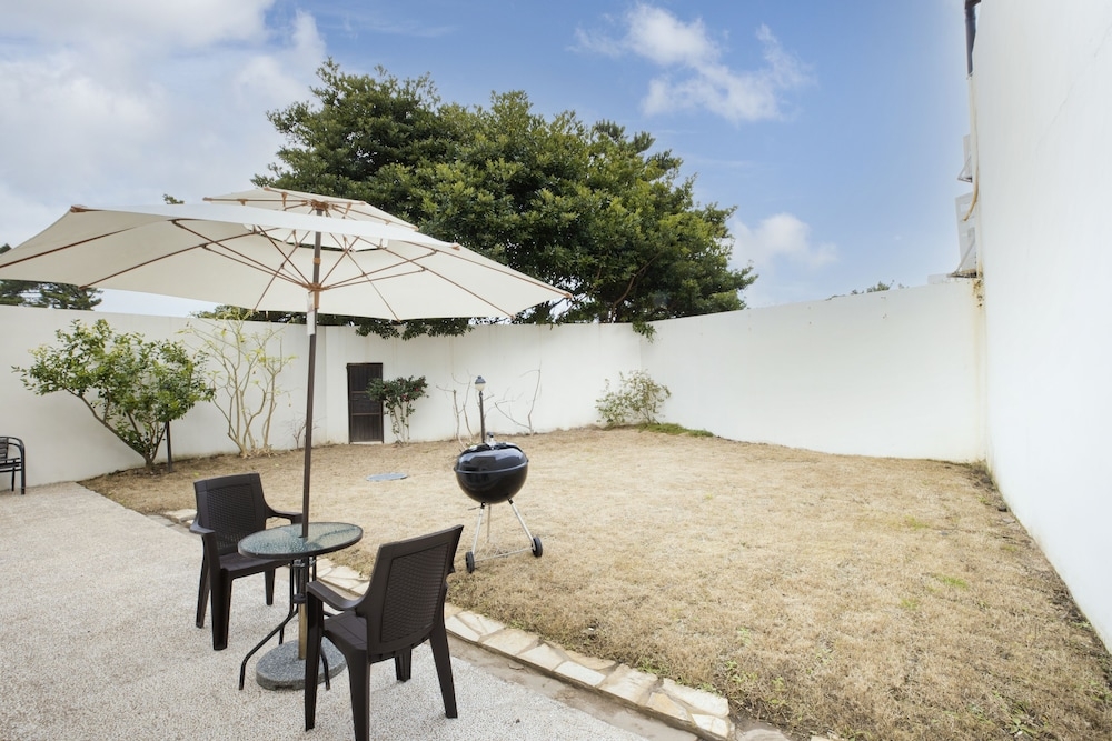 객실 내 식사 공간