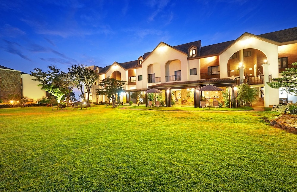 숙박 시설 정면