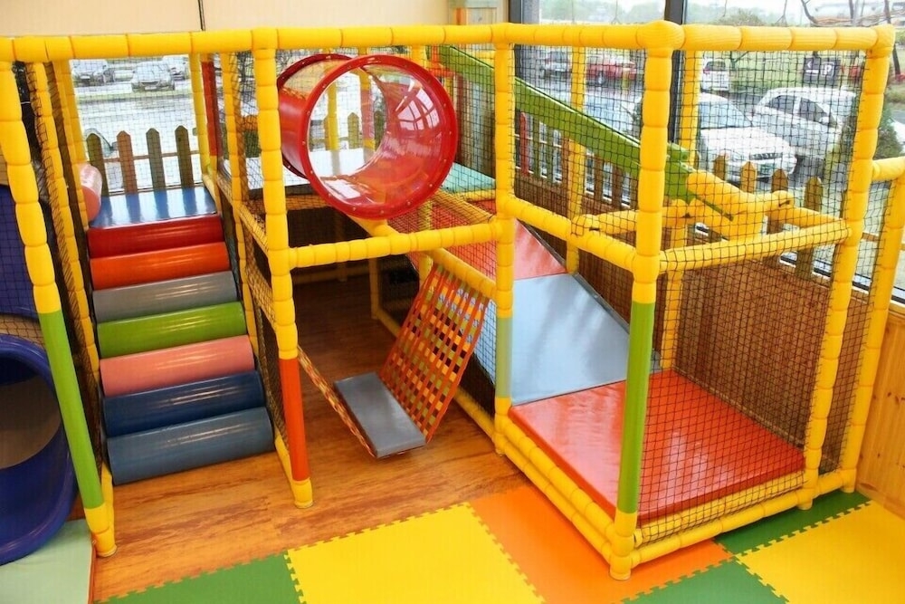 어린이 놀이 공간 - 실내
