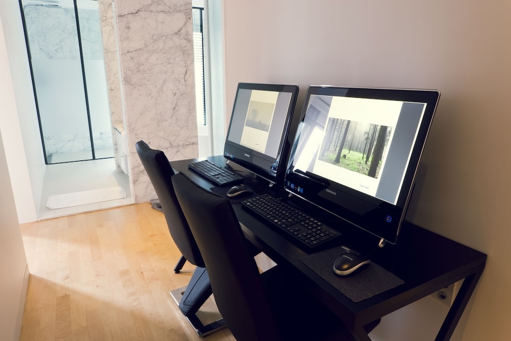 숙박 시설 내 편의 시설/서비스