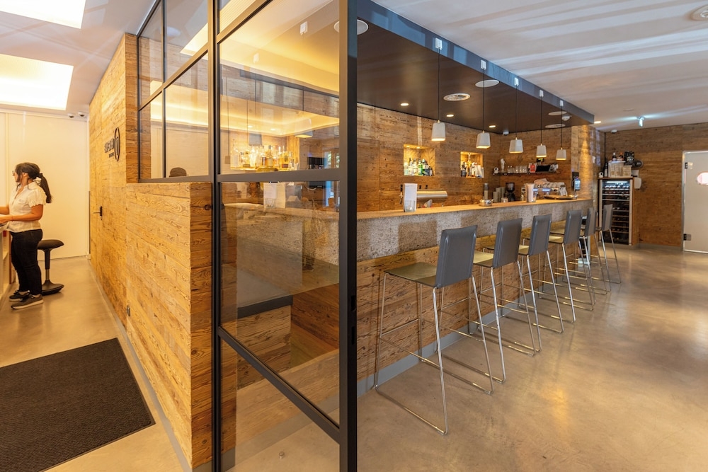 바(숙박 시설 내)