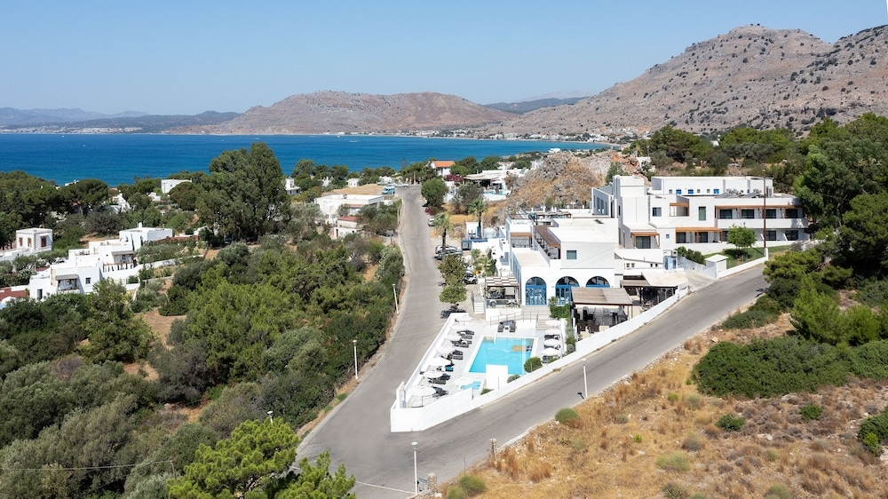 숙박 시설 정면