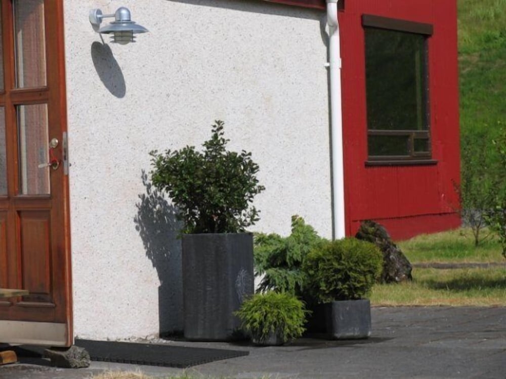 숙박 시설 입구