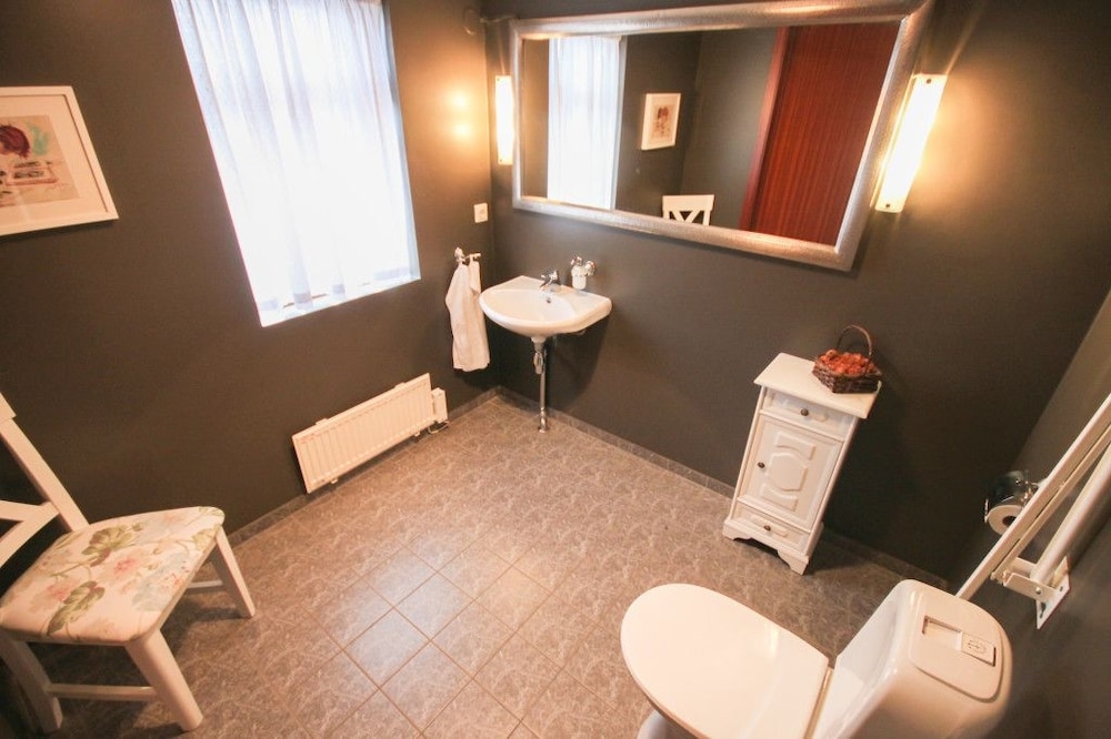 숙박 시설 내 편의 시설/서비스