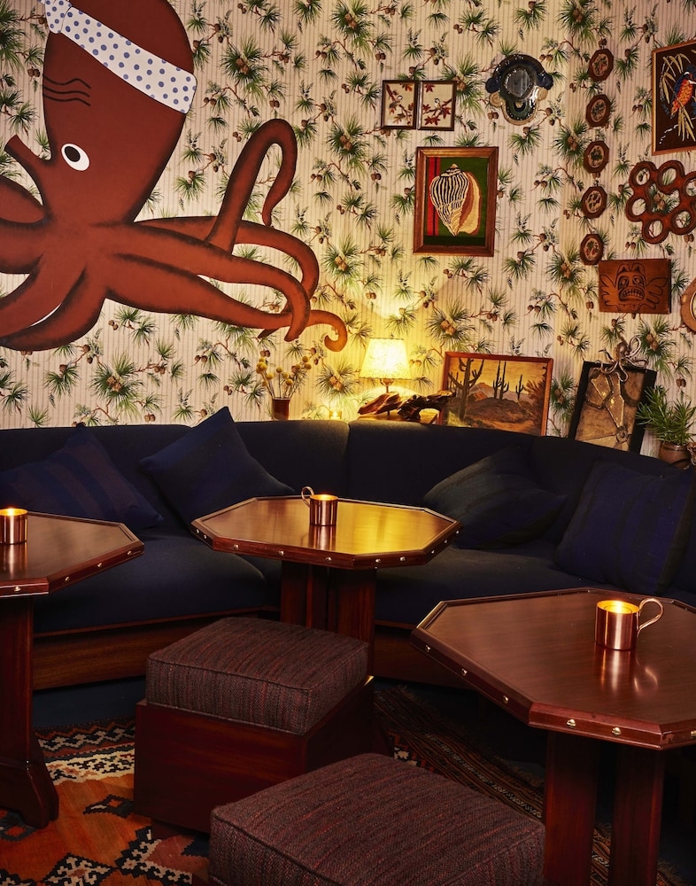 바(숙박 시설 내)