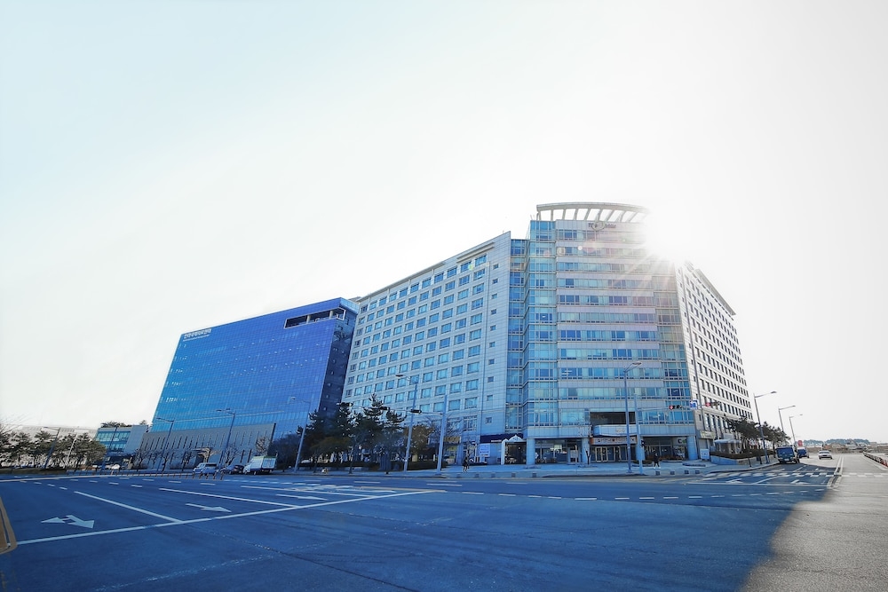 숙박 시설 정면