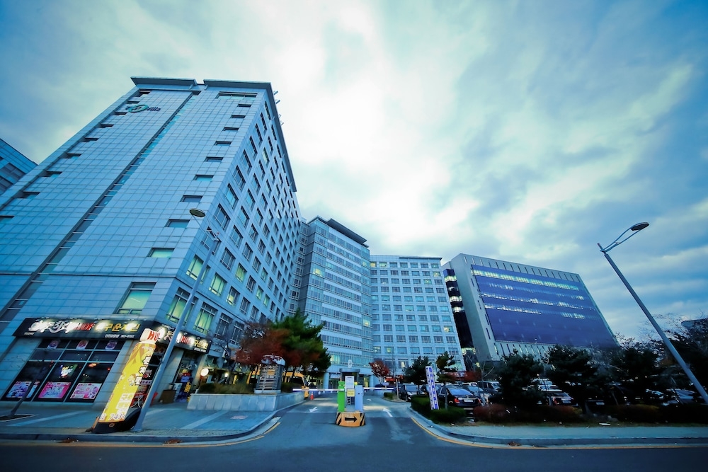 숙박 시설 정면