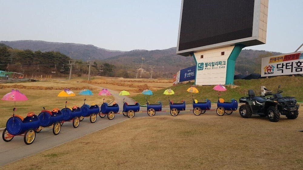 어린이 놀이 공간 - 야외