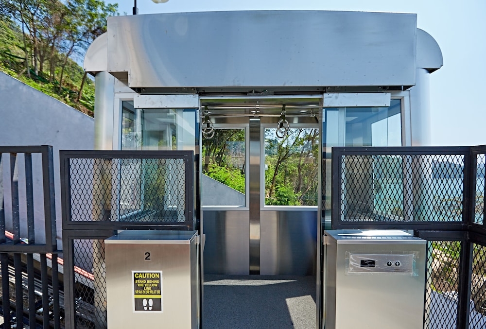 숙박 시설 내 편의 시설/서비스