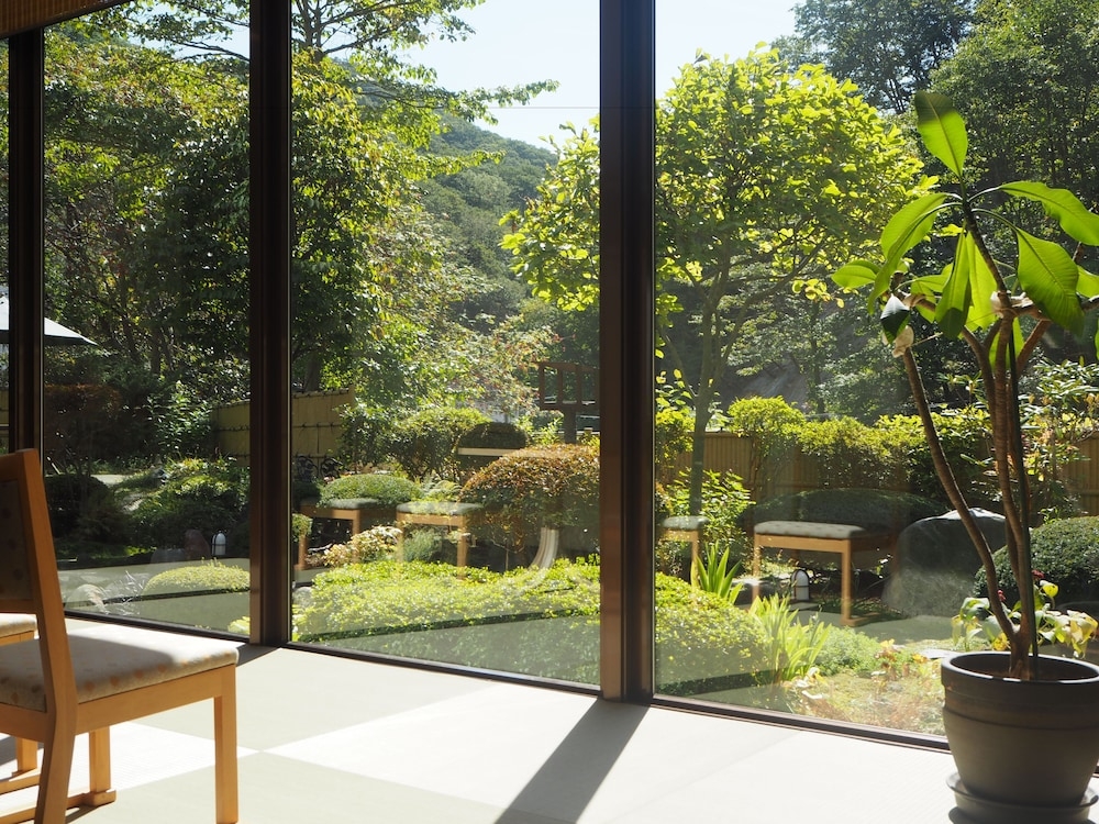 로비 좌석 공간