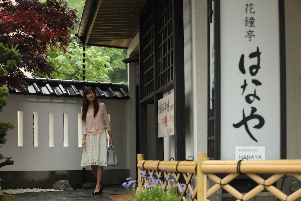 숙박 시설 입구