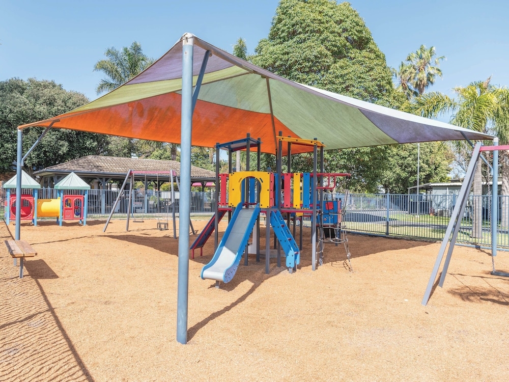 어린이 놀이 공간 - 야외