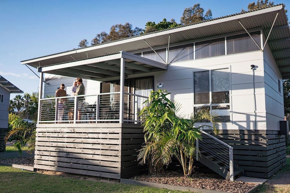 숙박 시설 정면