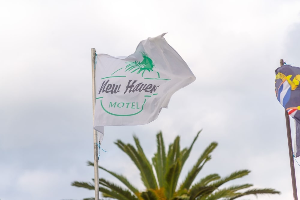 숙박 시설 입구