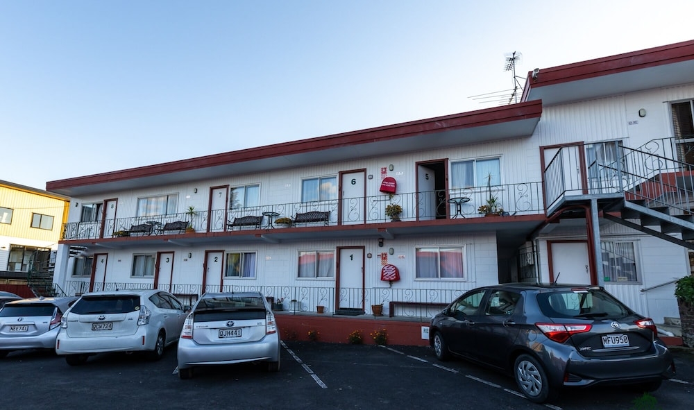 숙박 시설 정면