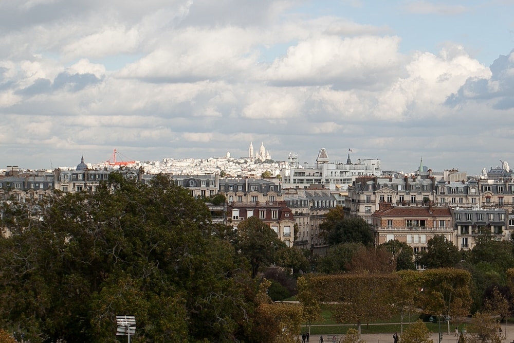 숙박 시설의 전망