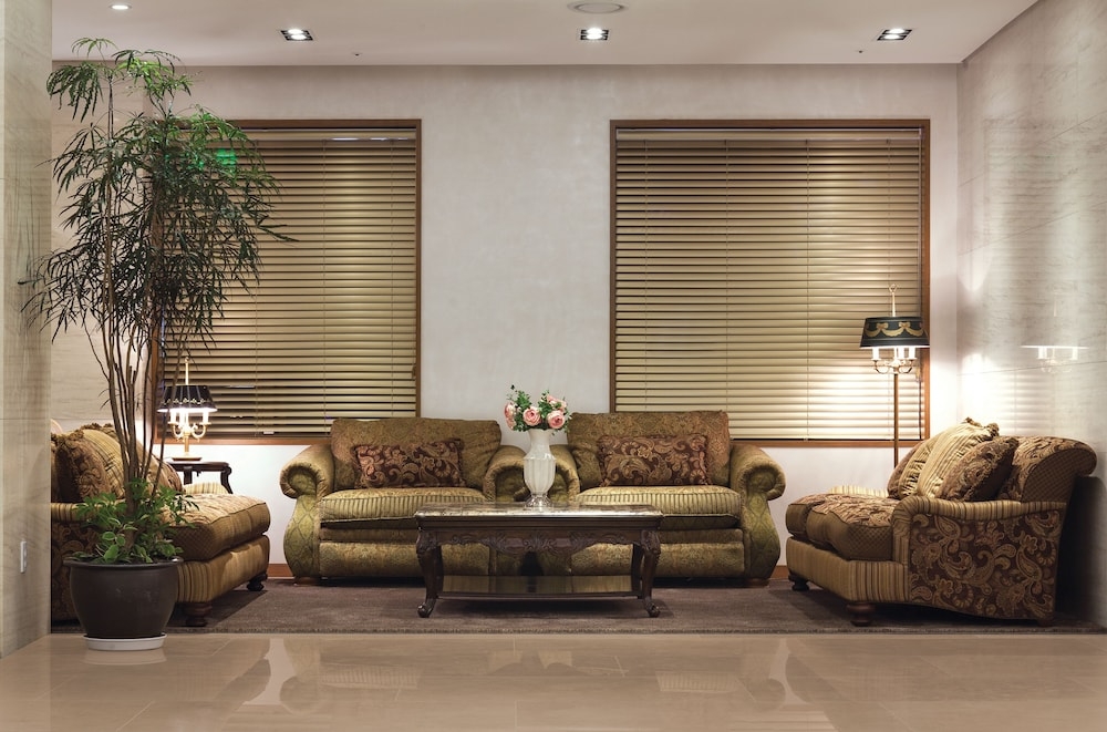 로비 좌석 공간