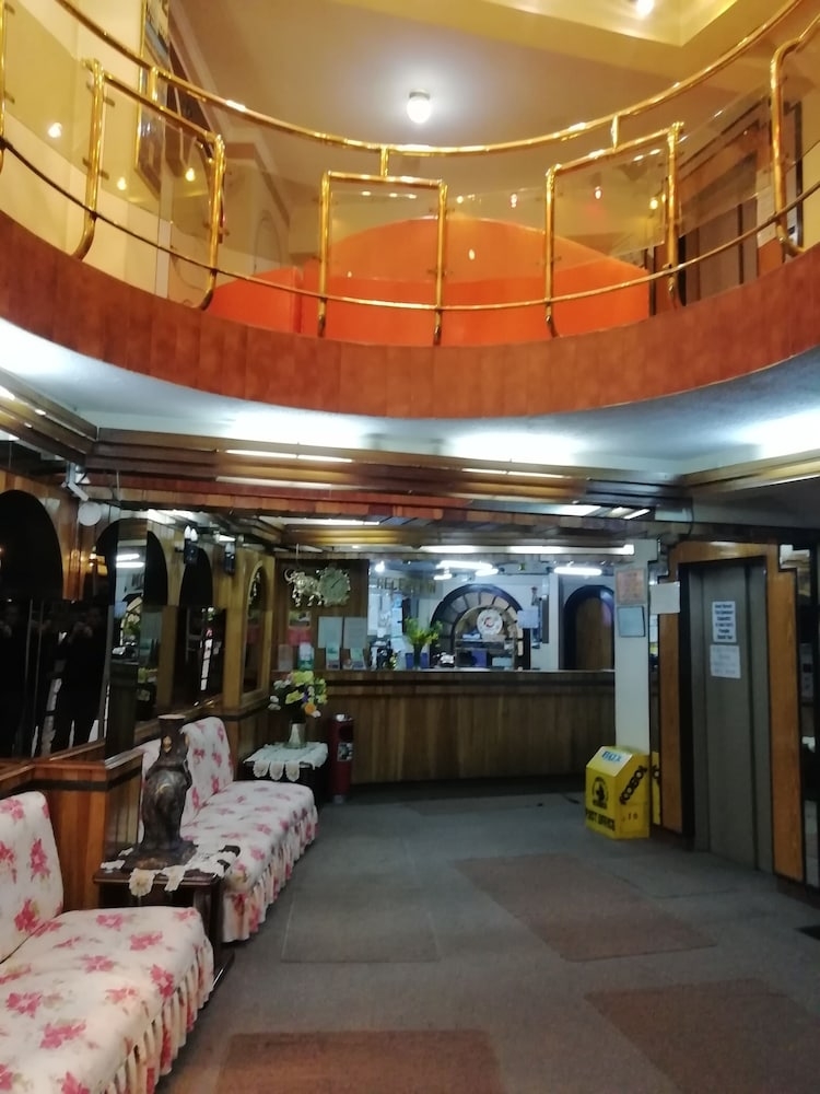 로비 좌석 공간