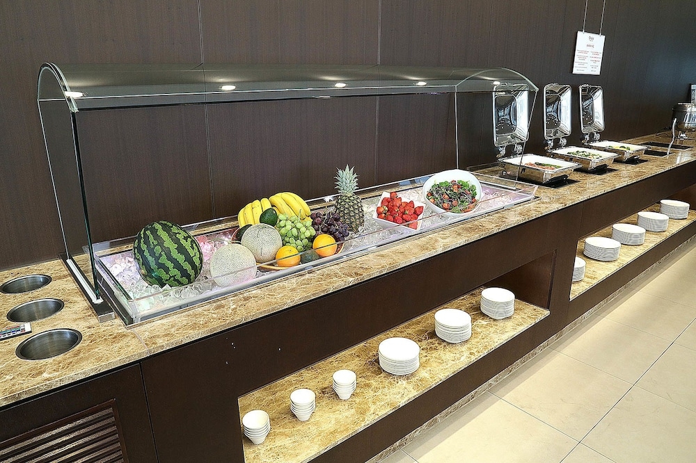 뷔페 아침 식사