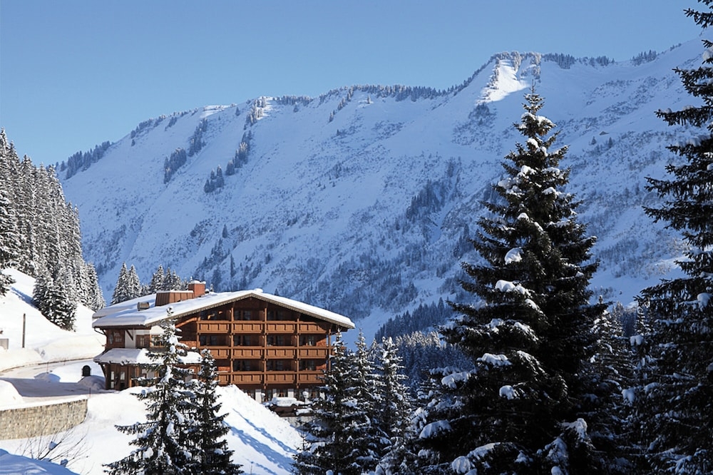 숙박 시설 정면