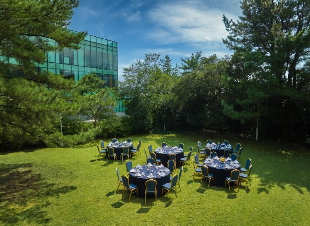 야외 연회 공간