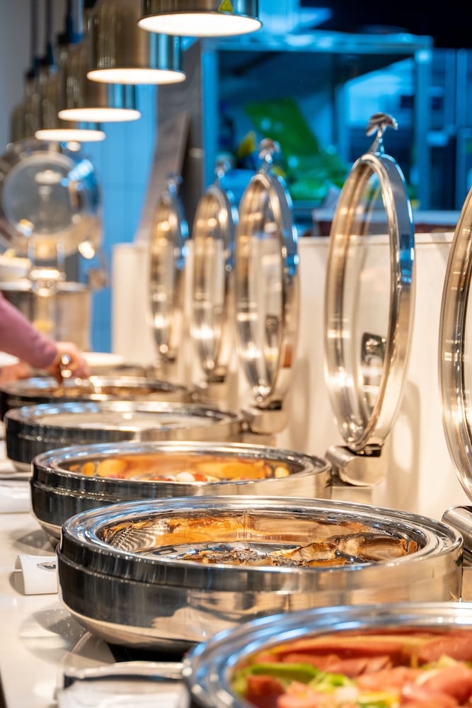 뷔페 아침 식사