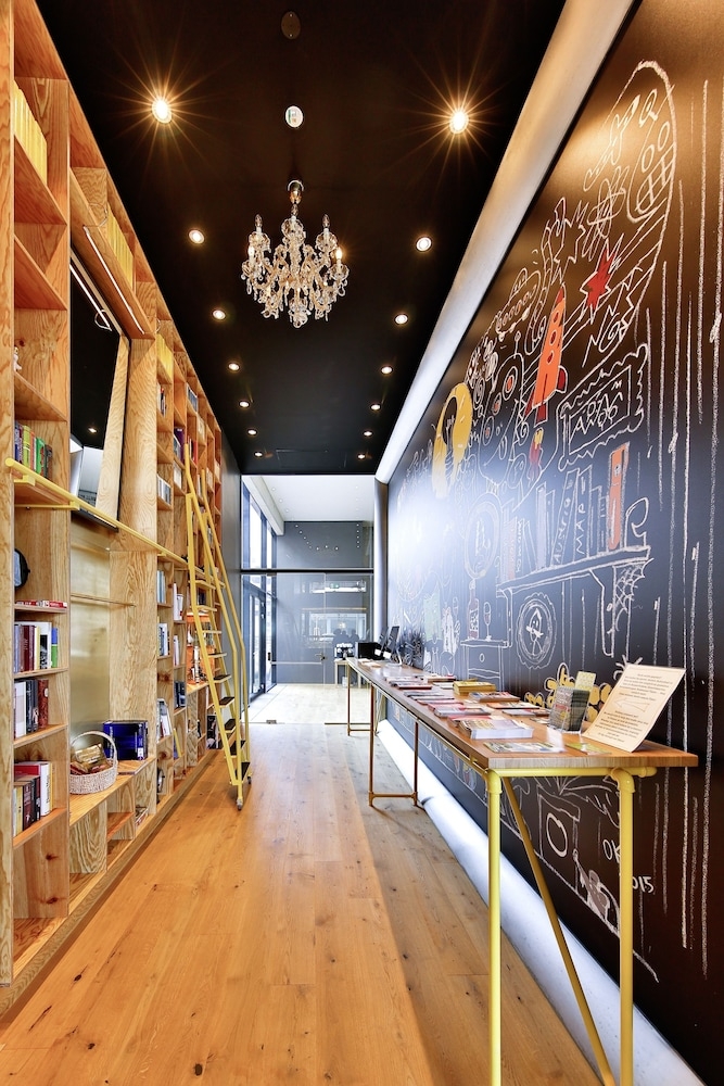 숙박 시설 내 편의 시설/서비스