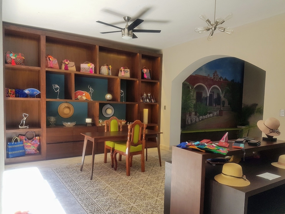 숙박 시설 정면