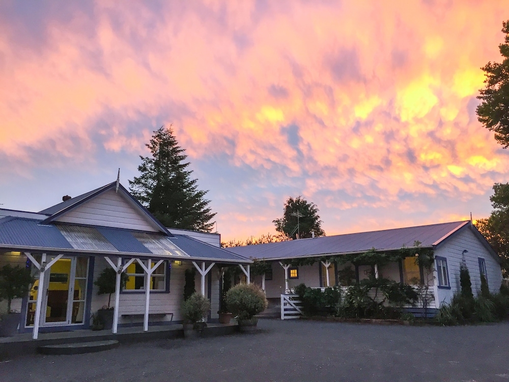 숙박 시설 정면