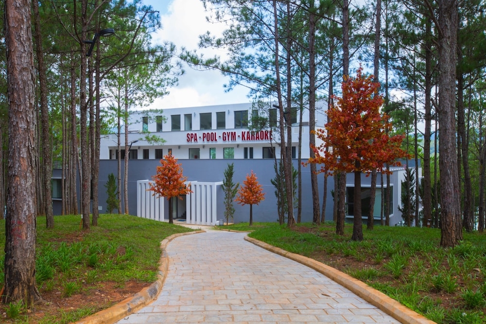 숙박 시설 구내