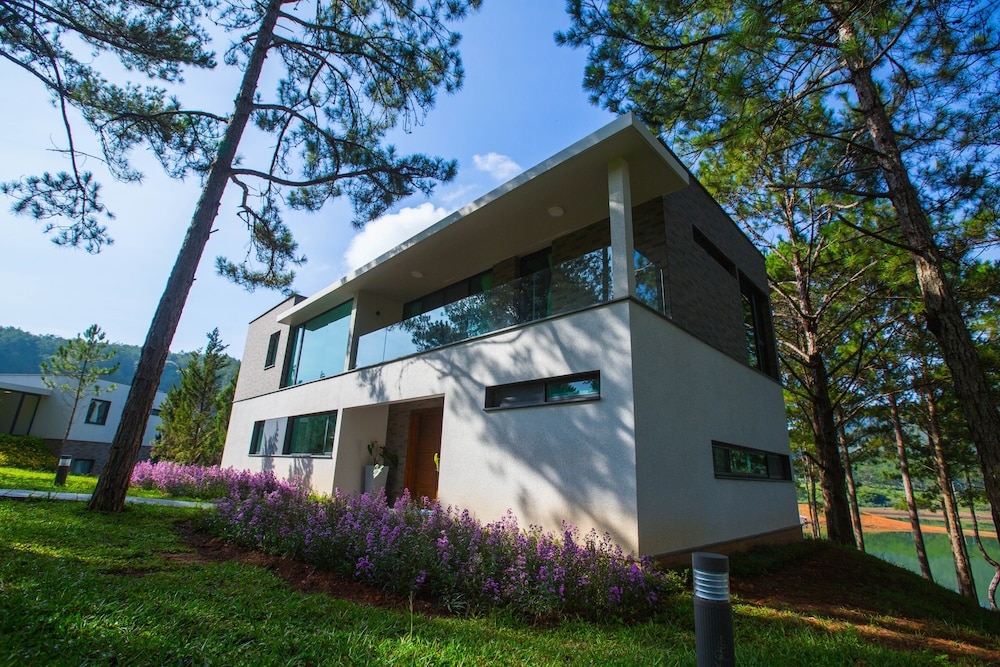 숙박 시설 구내